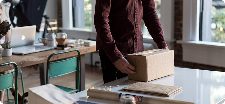 Упаковка заказа для международной доставки